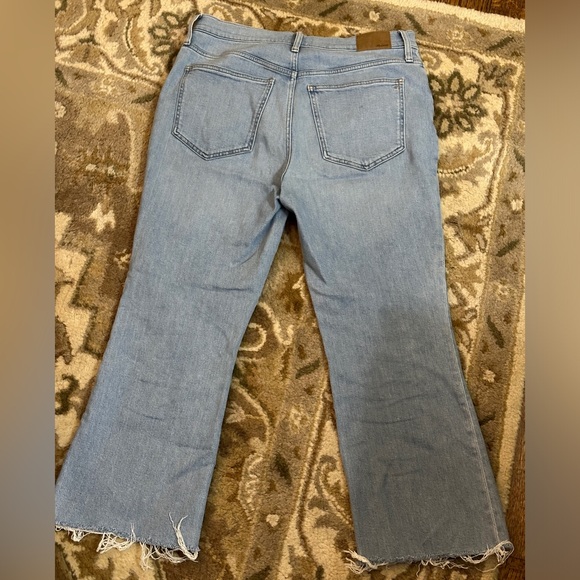 Madewell “The Perfect Vintage Flare Crop” - Picture 3 of 7